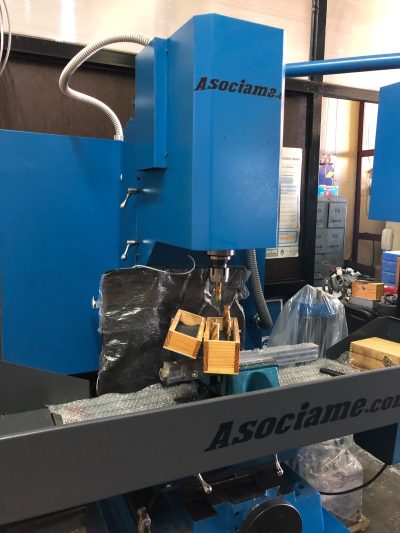 FRESADORA CNC CENTRO MECATRONIC  en stock – 2