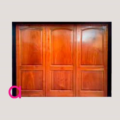 Portones en madera maciza – 3